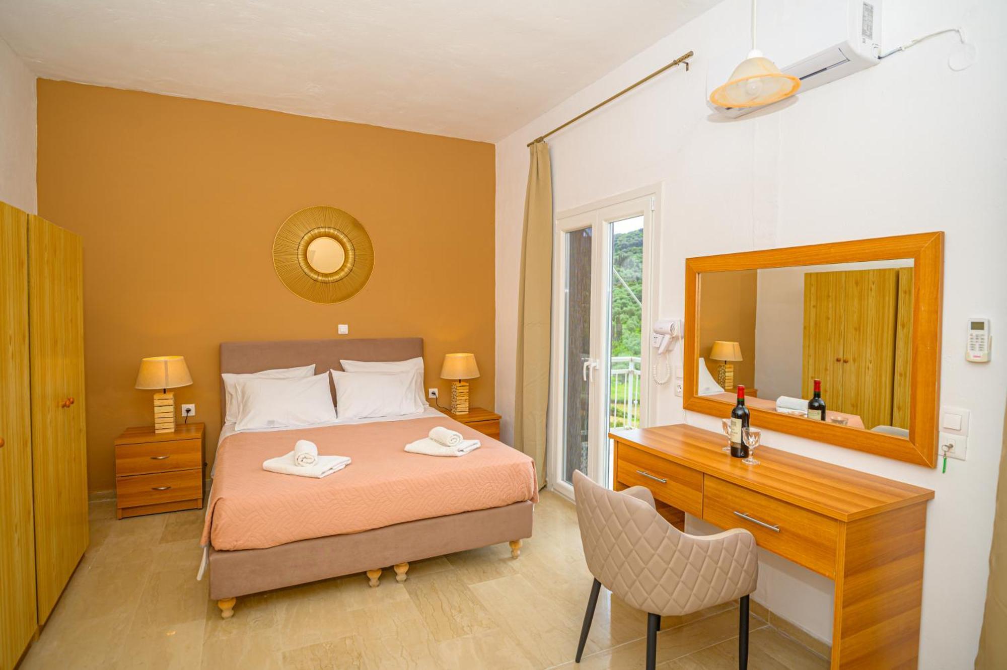 Vlassis Studios Apartment Mesongi