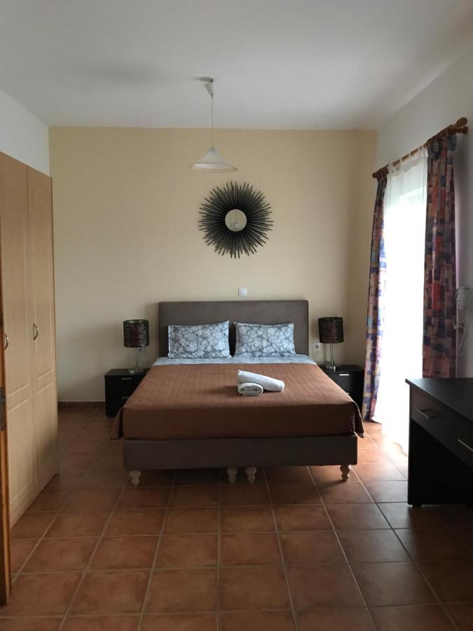 Vlassis Studios Apartment
